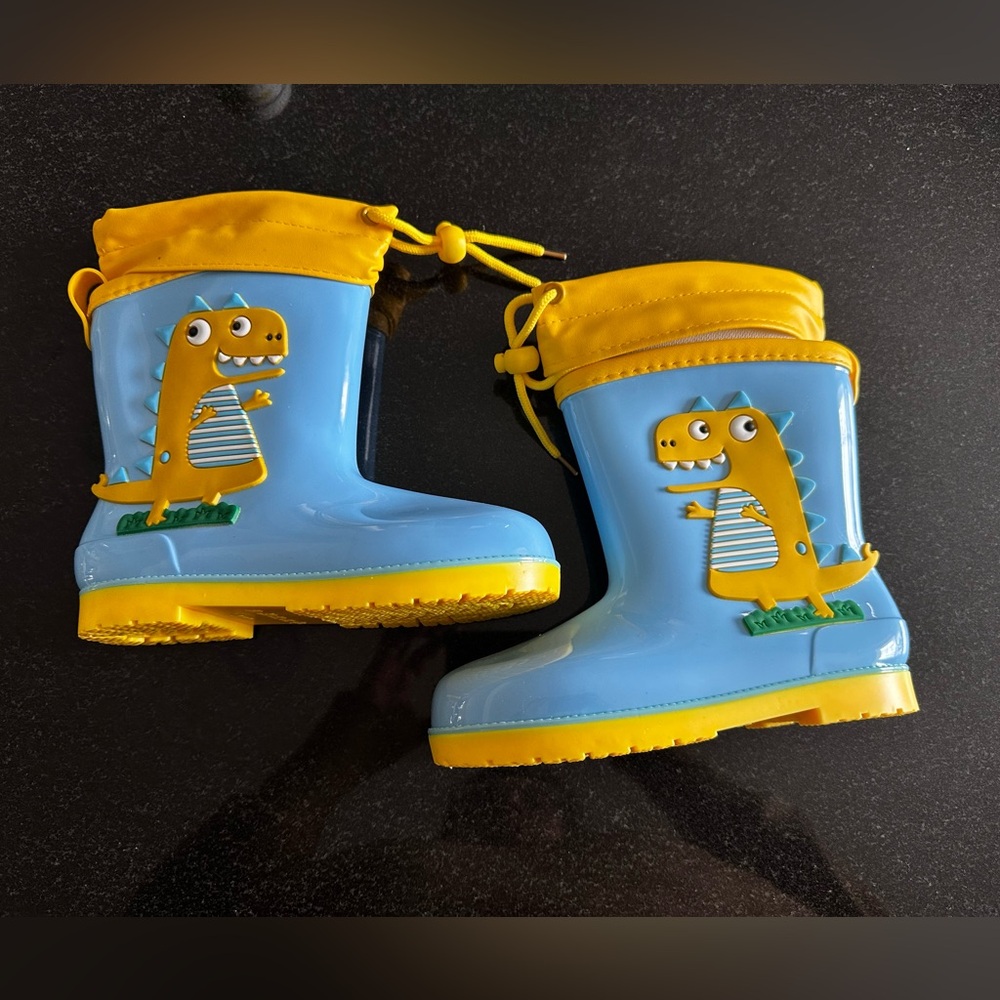 🆕 Bright Yellow Kids' Boots